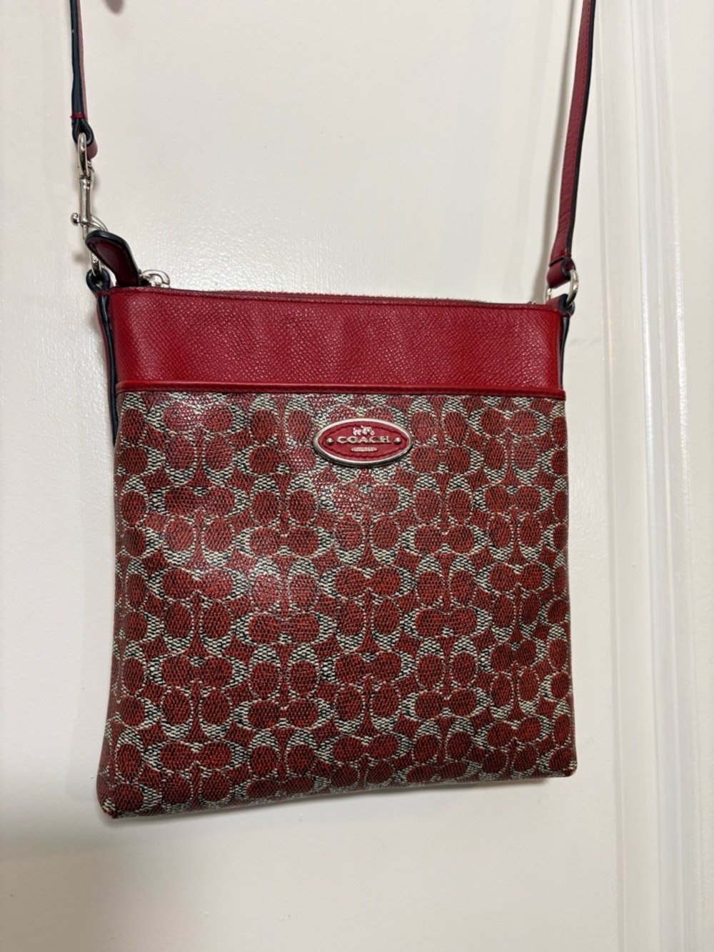 2014 Coach Signature Crossbody File Bag (Red/Khaki)